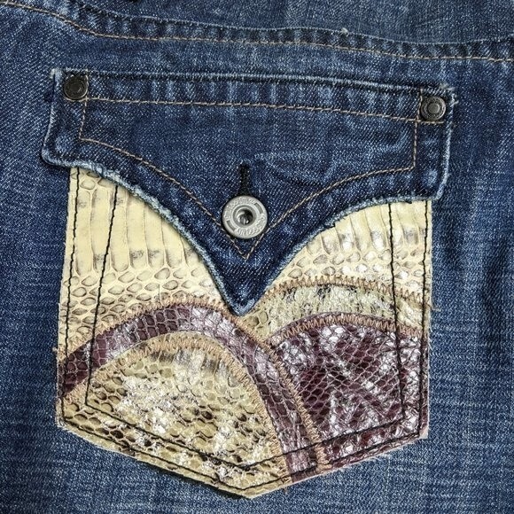Miss Me Jeans Women 30 Bootcut Snakeskin Pocket Patches Whiskers 2-Button Zip - Picture 6 of 10